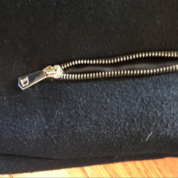 Authentic Dawn Levy Wool Coat - Picture 7 of 7